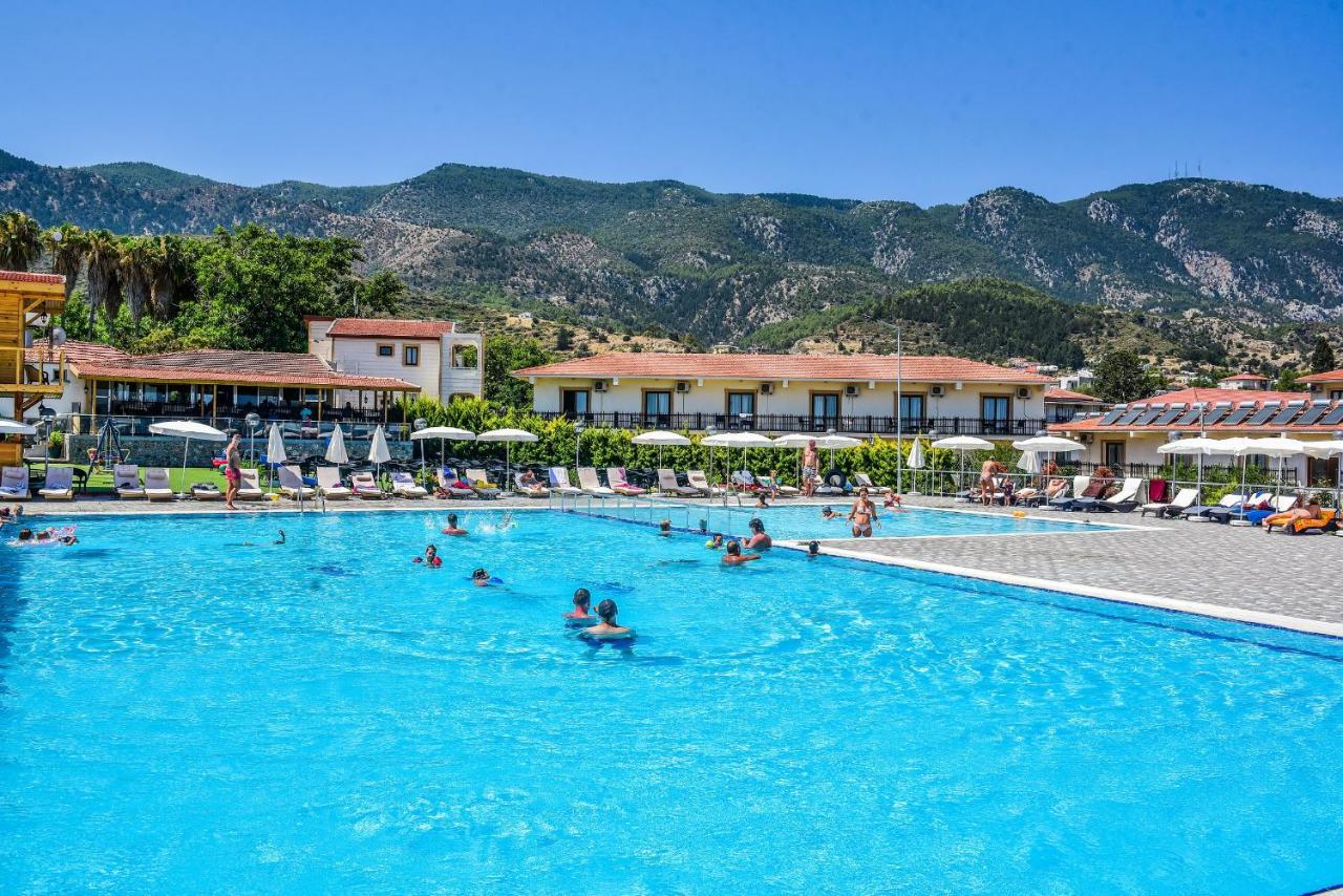 Riverside Garden Resort & Suna'S Beach Club Krini Eksteriør billede