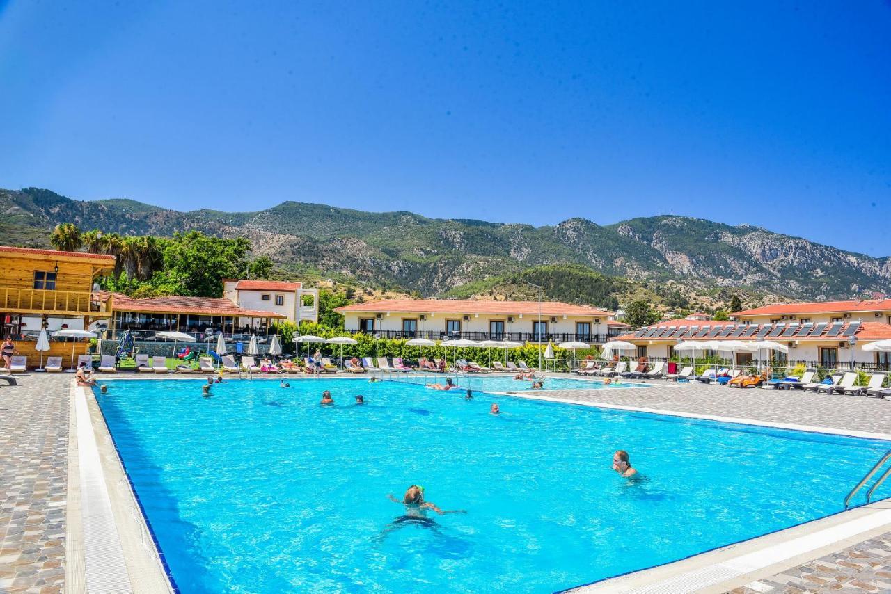 Riverside Garden Resort & Suna'S Beach Club Krini Eksteriør billede