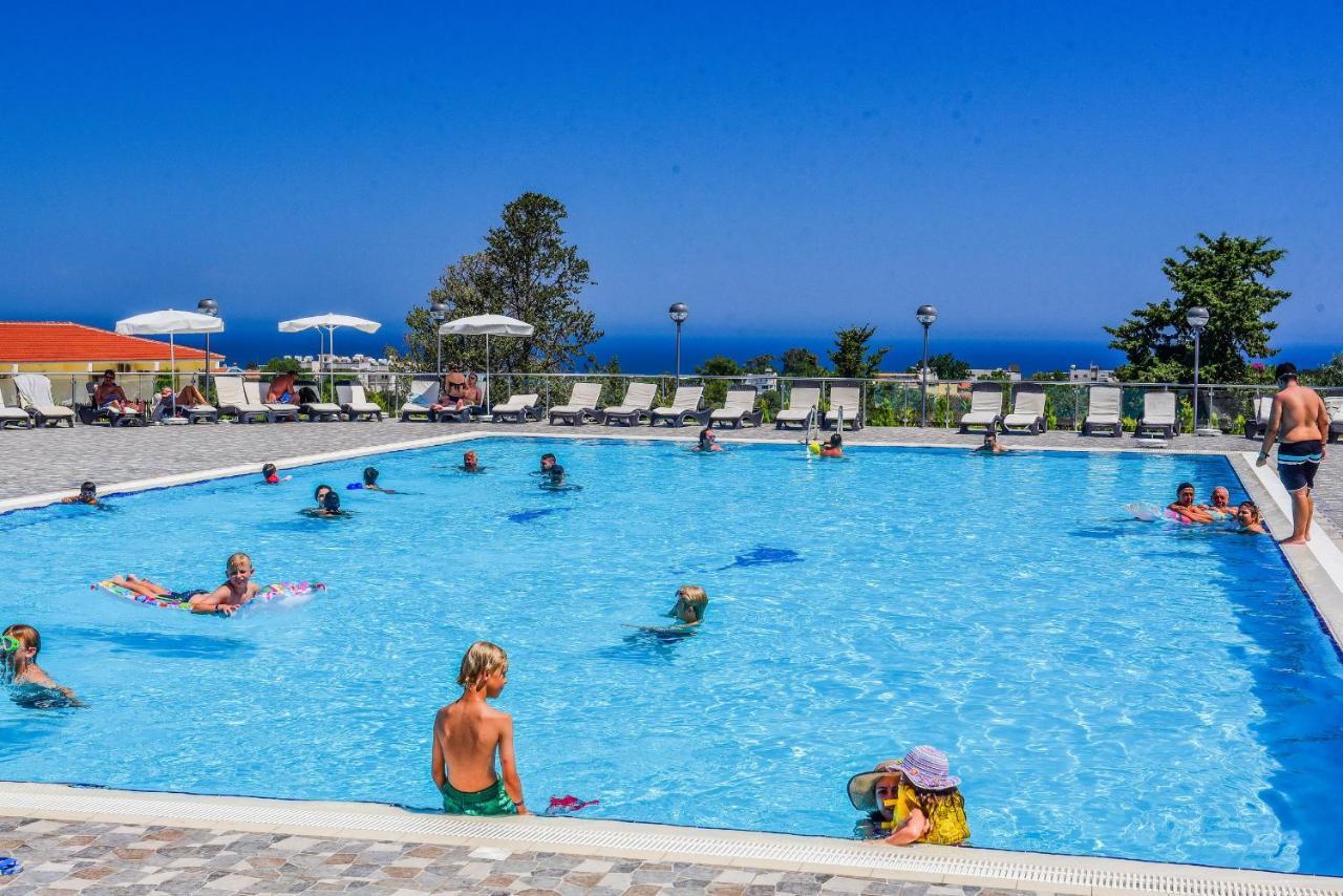 Riverside Garden Resort & Suna'S Beach Club Krini Eksteriør billede